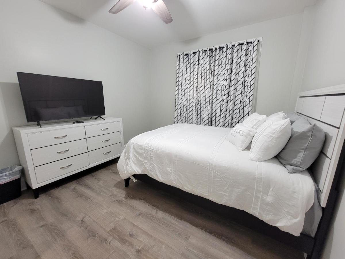 Room For Rent In Apartment Hartford Kültér fotó