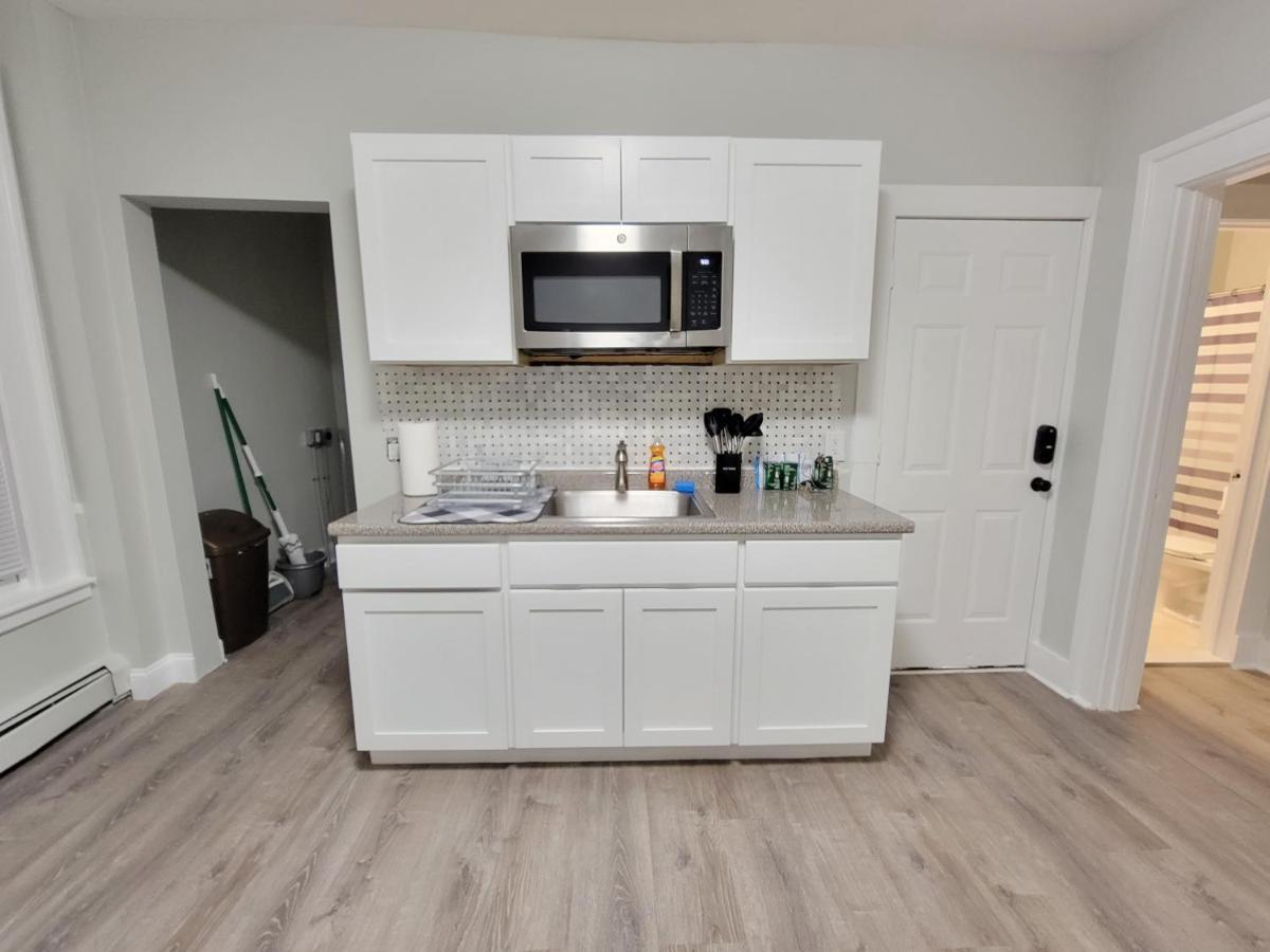 Room For Rent In Apartment Hartford Kültér fotó