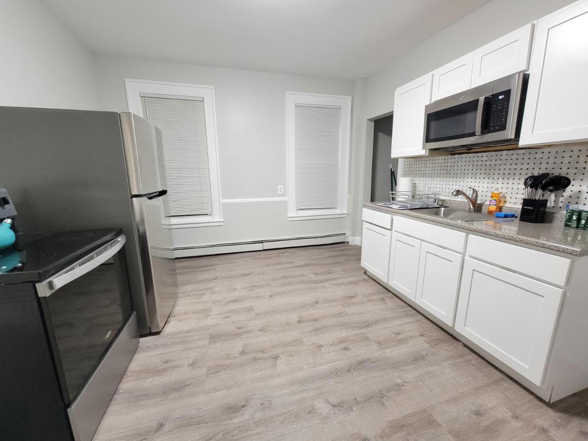Room For Rent In Apartment Hartford Kültér fotó